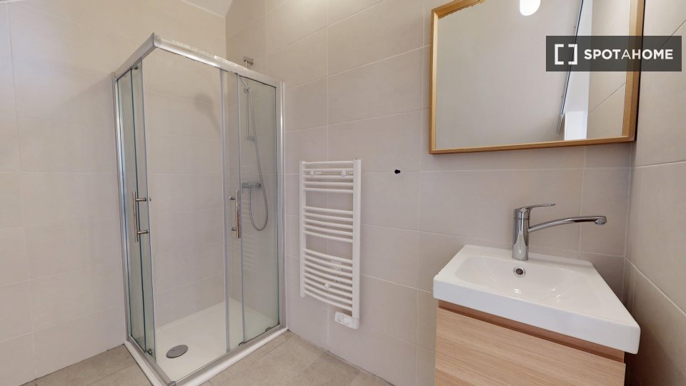 Double room Paris, 26 beds — photo 16