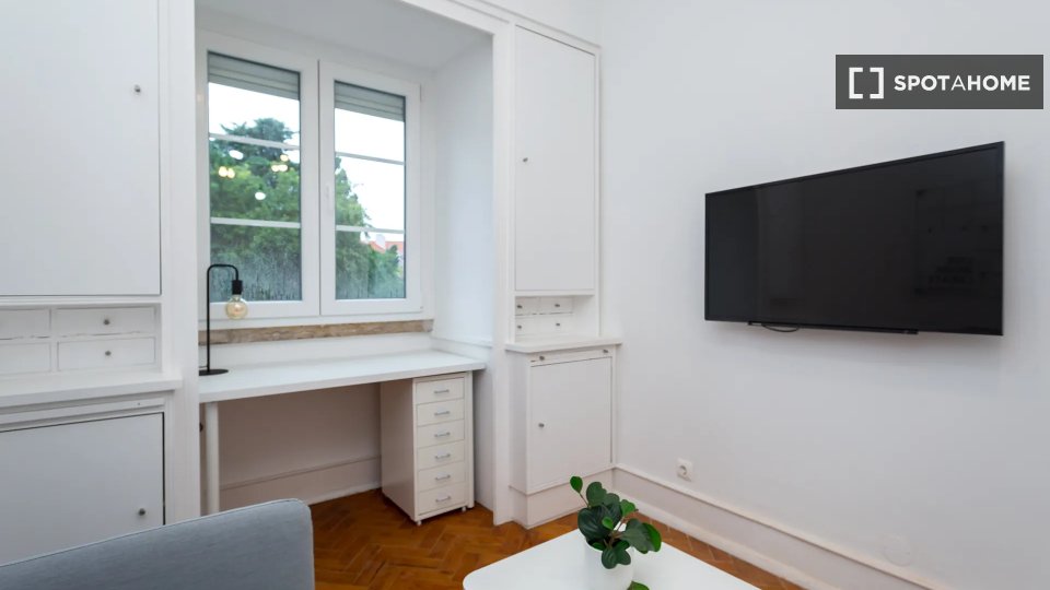 Double room Lisbon, 6 beds — photo 4