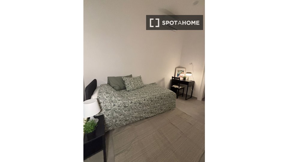 Double room Naples, 4 beds — photo 26