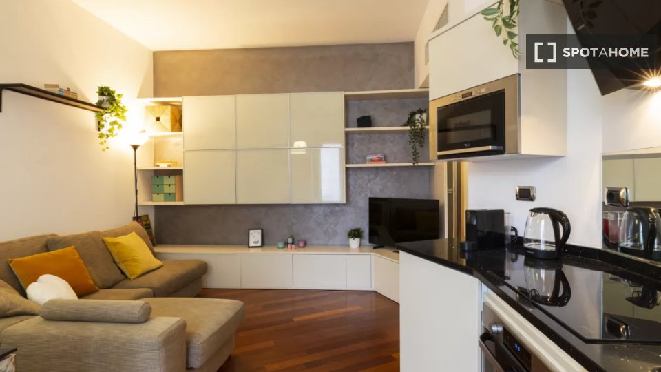 Apartment Milan, 1 bed — photo 2