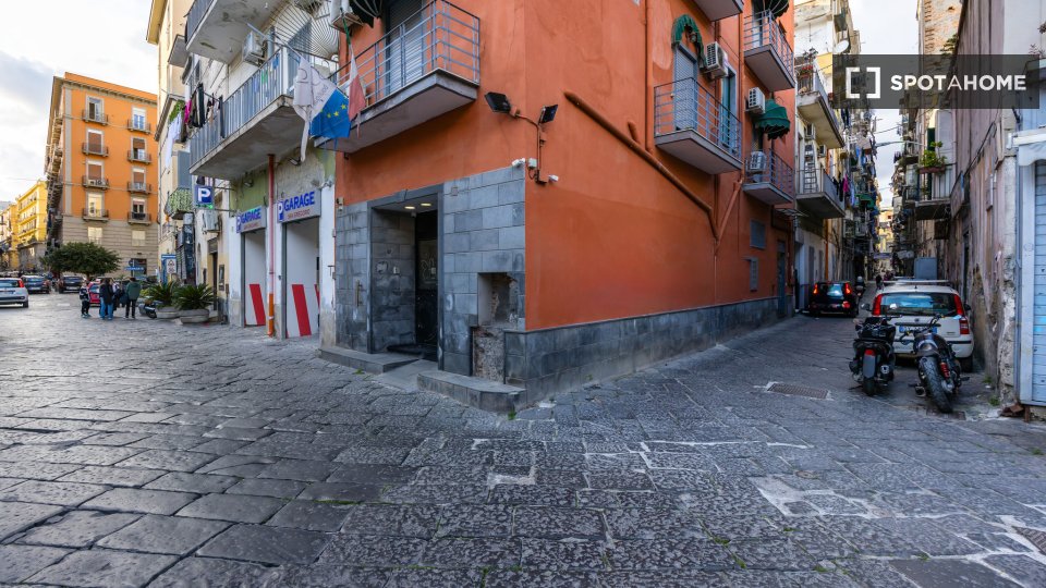 Apartment Naples, 1 bed, 48m² — photo 8