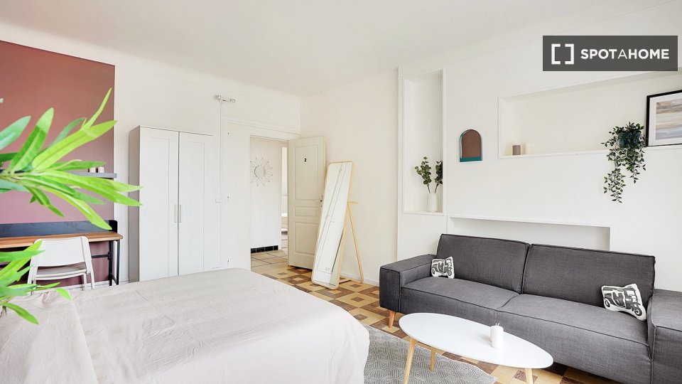 Double room Paris, 5 beds — photo 2