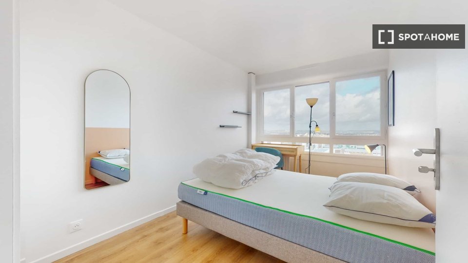 Double room Paris, 18 beds — photo 11