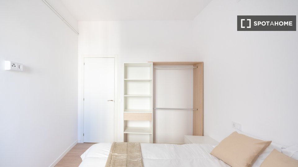 Double room Madrid, 10 beds — photo 19