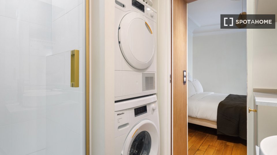 Apartment Paris, 1 bed, 33m² — photo 7