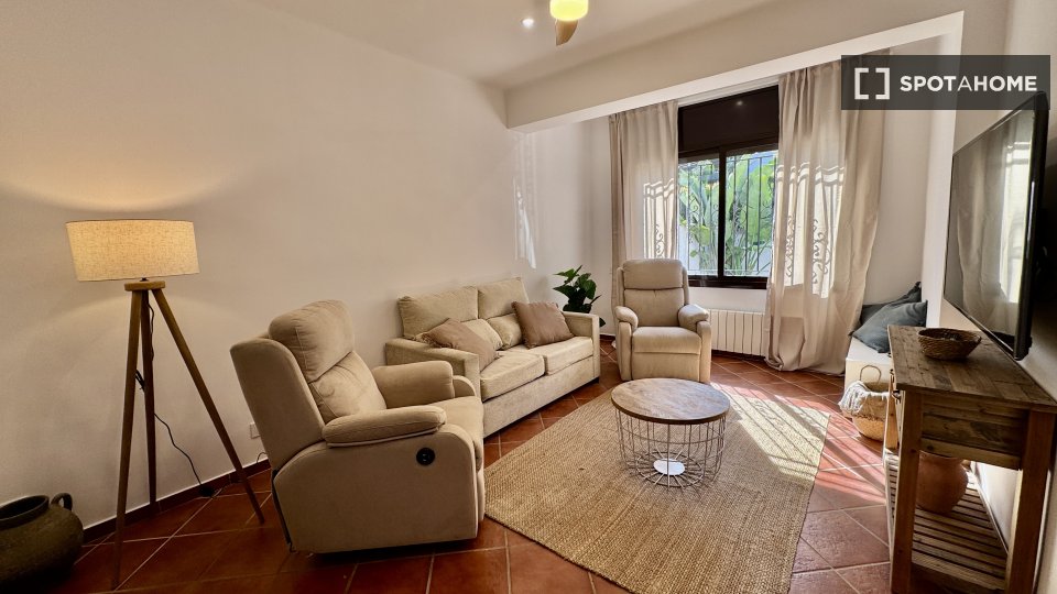 Apartment Barcelona, 5 beds, 200m² — photo 8