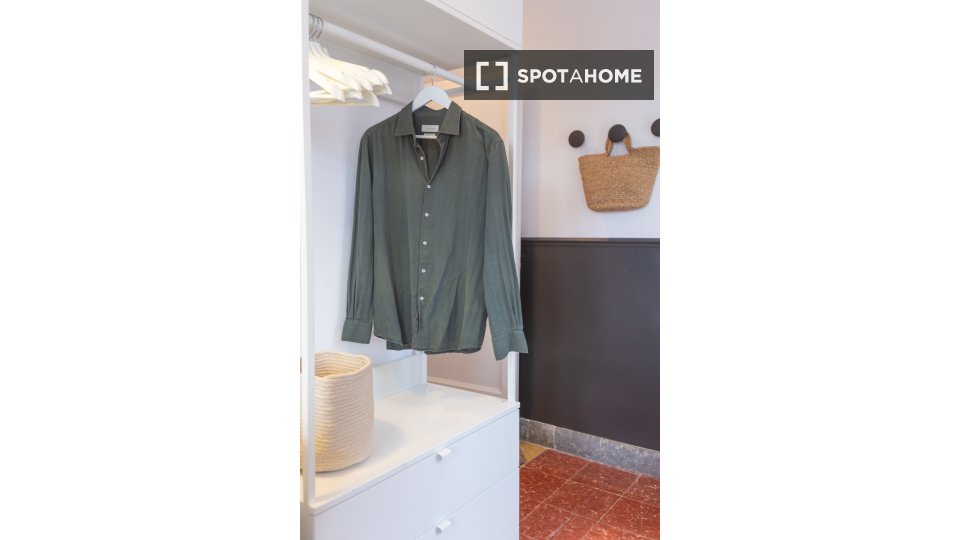 Double room Barcelona, 16 beds, 380m² — photo 19