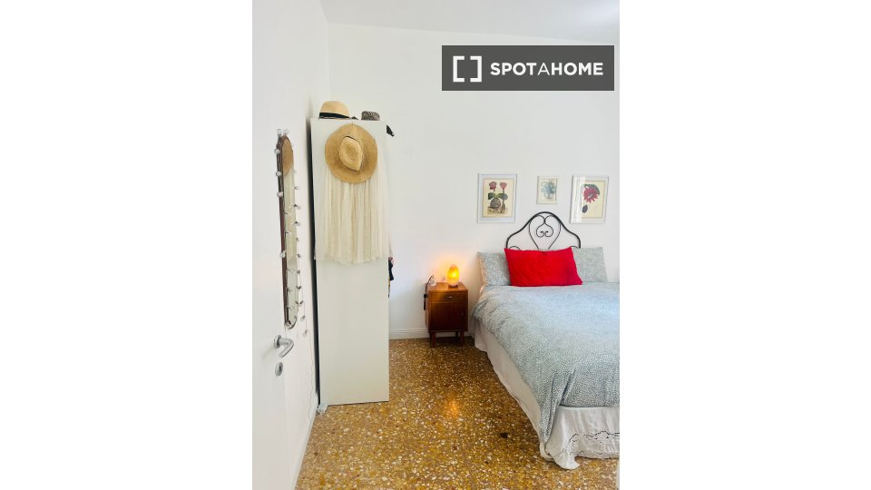 Double room Rome, 2 beds, 70m² — photo 8