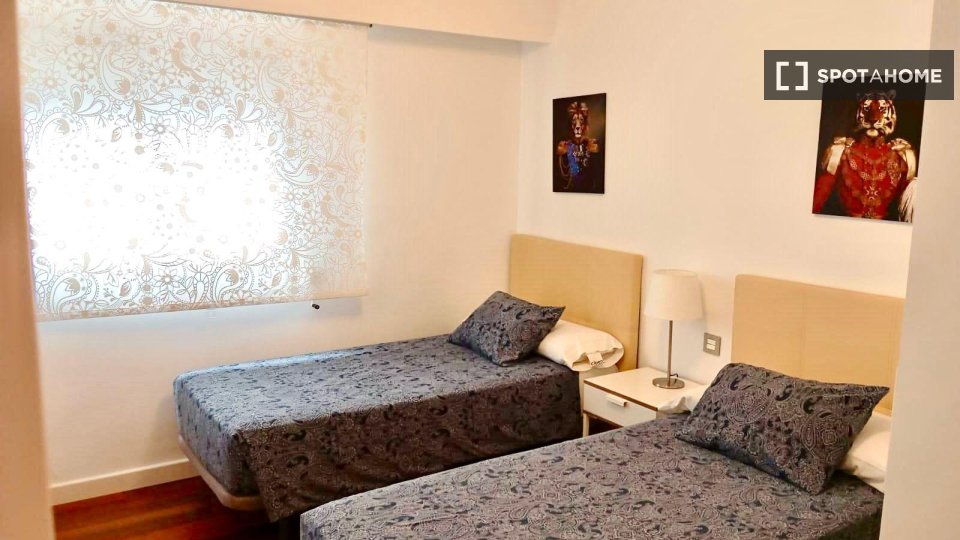 Apartment Valencia, 1 bed, 80m² — photo 13