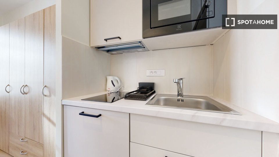 Double room Montpellier, 19 beds — photo 11