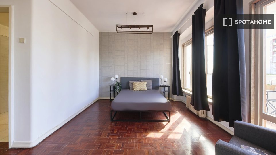 Double room Lisbon, 7 beds — photo 10