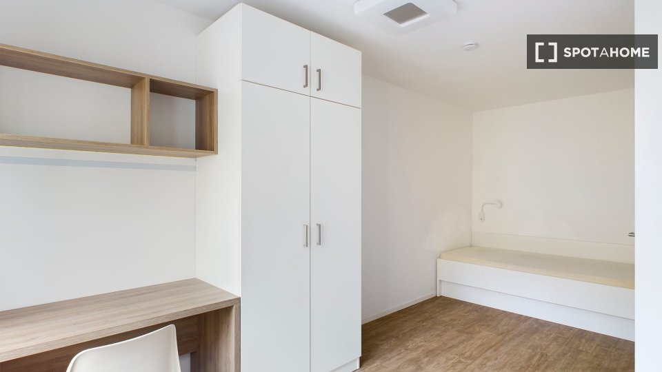 Double room Berlin, 2 beds, 55m² — photo 22
