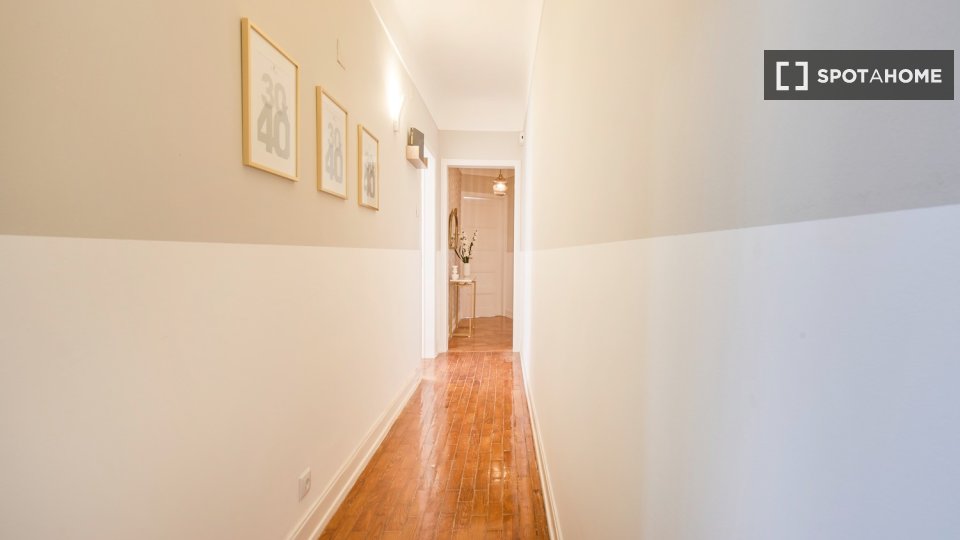 Double room Lisbon, 4 beds — photo 3
