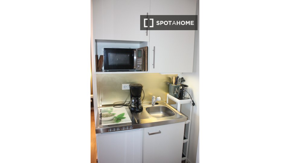 Apartment mono Cologne, 18m² — photo 7
