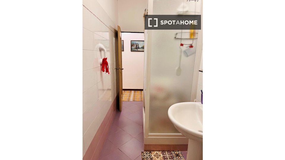 Double room Milan, 3 beds — photo 2