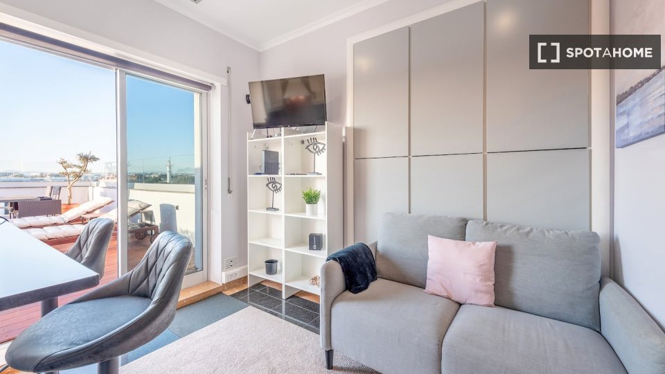 Apartment Lisbon, 1 bed — photo 3