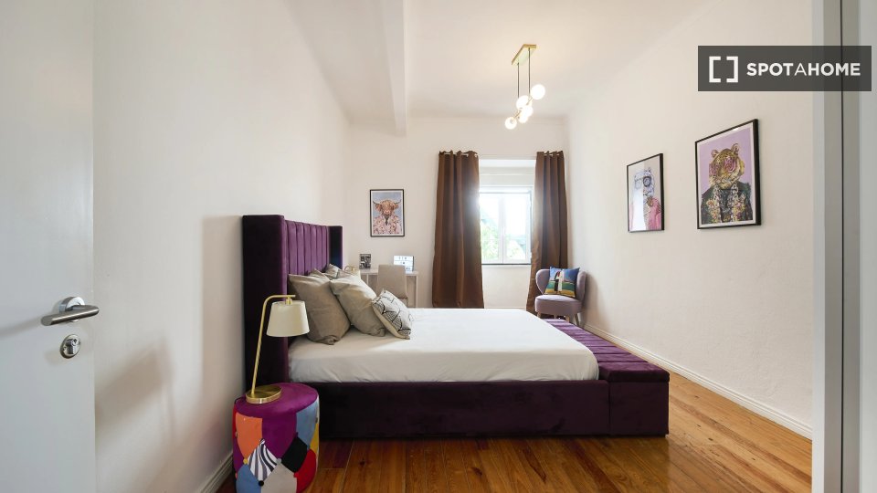 Double room Lisbon, 13 beds — photo 1