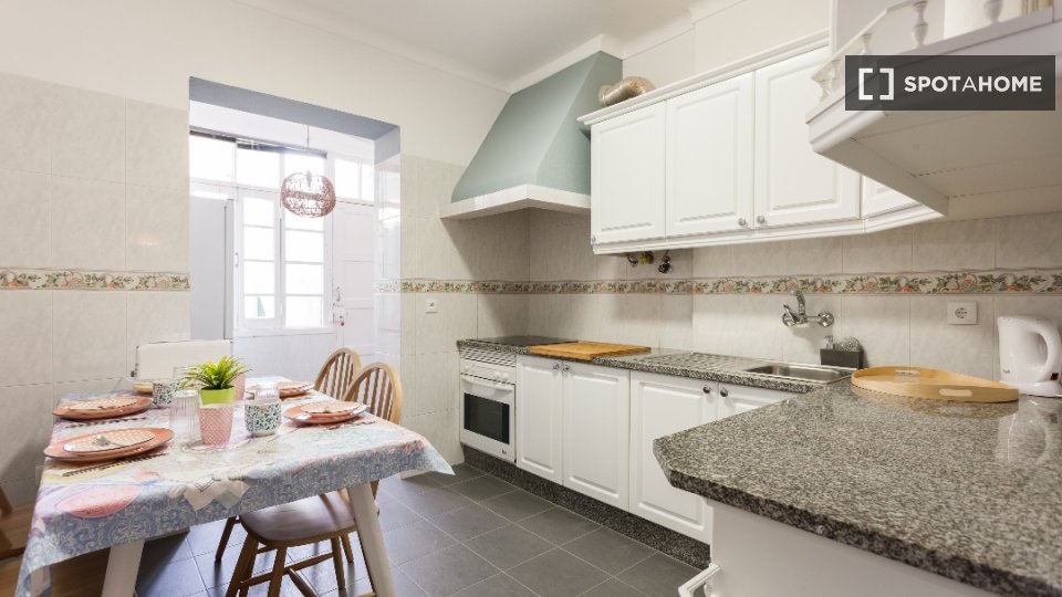 Apartment Lisbon, 2 beds — photo 8