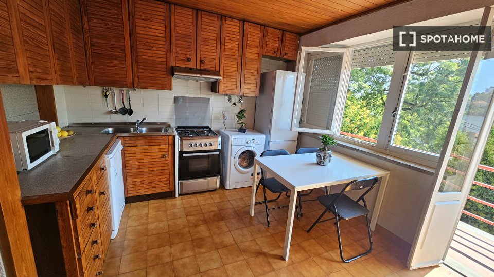 Apartment mono Lisbon, 95m² — photo 19