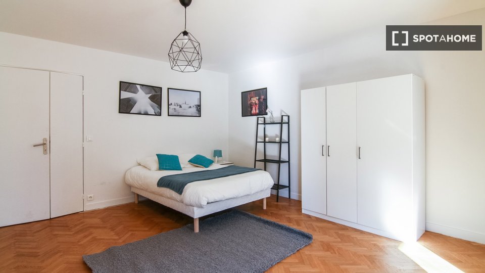 Double room Paris, 5 beds — photo 15