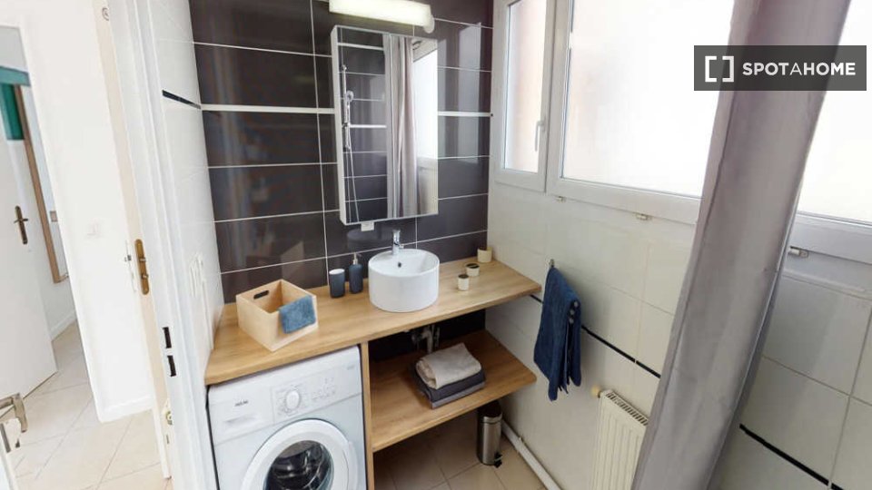Double room Paris, 6 beds, 140m² — photo 22