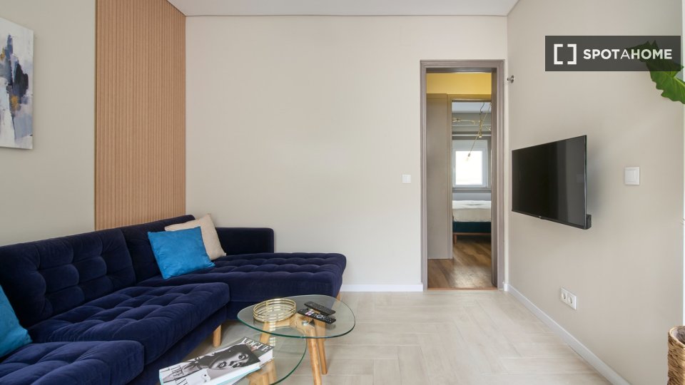 Apartment Lisbon, 1 bed — photo 50