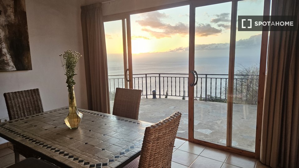 Apartment Santa_Cruz_De_Tenerife, 2 beds, 100m² — photo 6