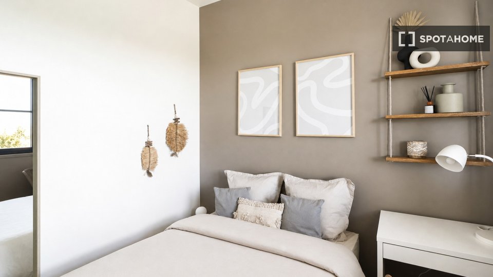 Chambre double Paris, 4 chambres — photo 30