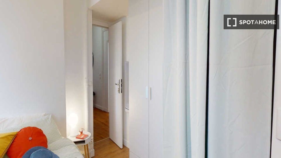 Double room Paris, 6 beds, 130m² — photo 17