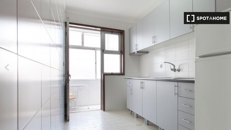 Double room Porto, 3 beds — photo 8