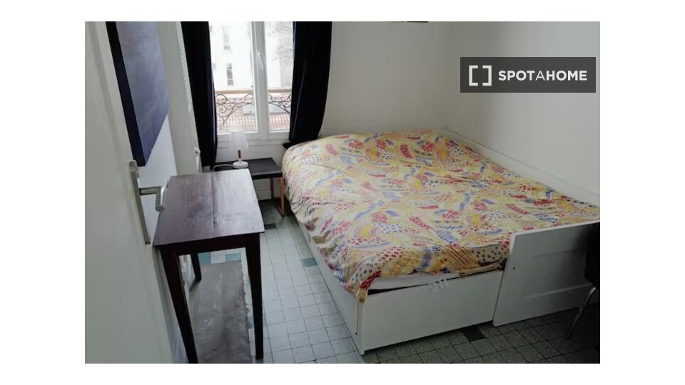 Double room Paris, 1 bed — photo 1