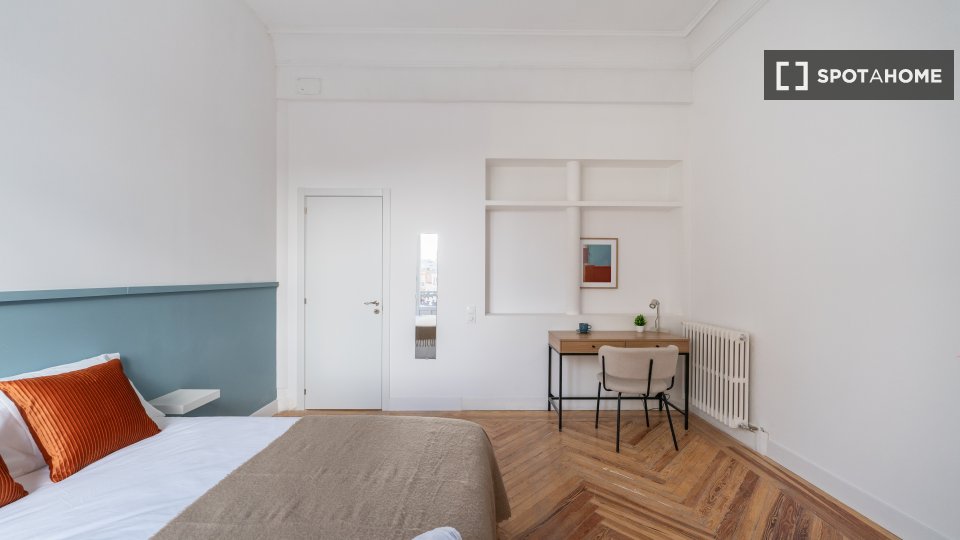 Double room Madrid, 9 beds — photo 10