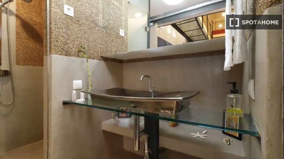 Apartment Madrid, 2 beds — photo 33