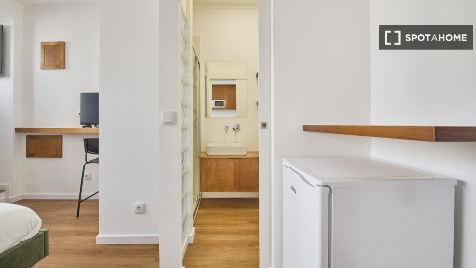 Apartment Lisbon, 1 bed — photo 10