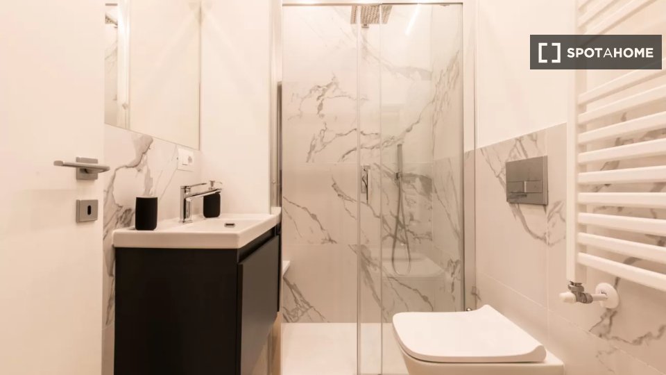 Apartment Milan, 1 bed, 33m² — photo 6