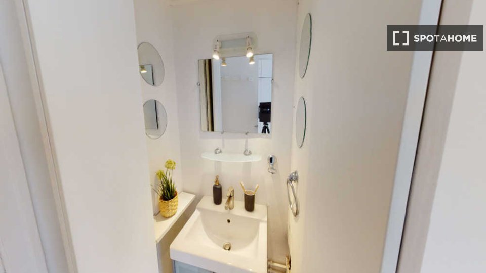 Double room Paris, 4 beds, 80m² — photo 12