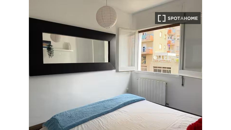 Apartment Barcelona, 3 beds, 75m² — photo 18