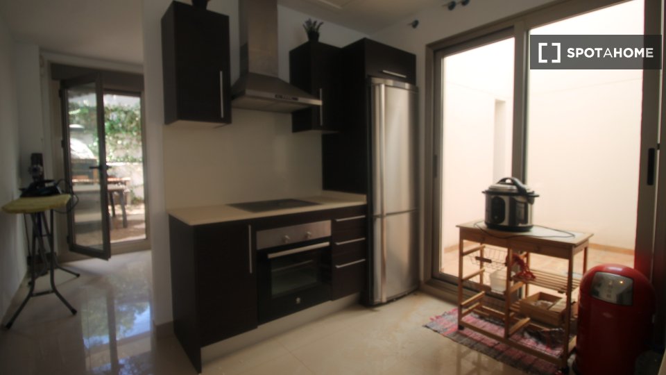 Apartment Alicante, 3 beds, 125m² — photo 14