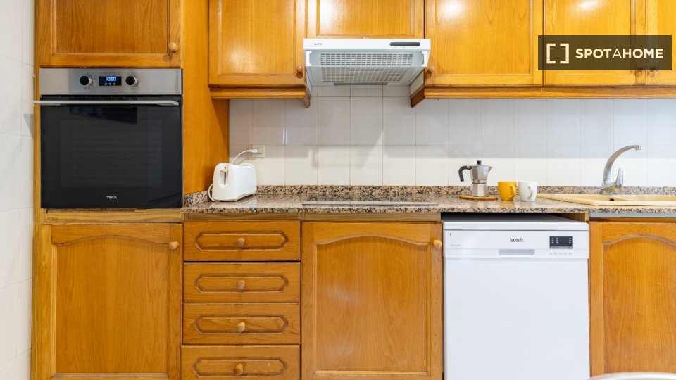 Apartment Valencia, 4 beds — photo 24