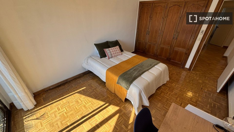 Habitación doble Madrid, 9 habitaciones, 200m² — foto 13