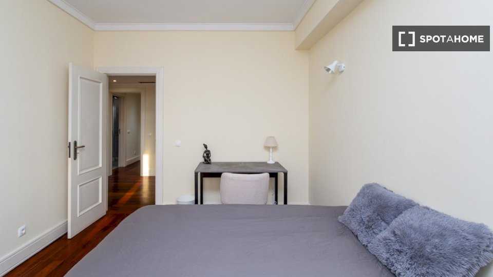 Double room Lisbon, 8 beds — photo 12