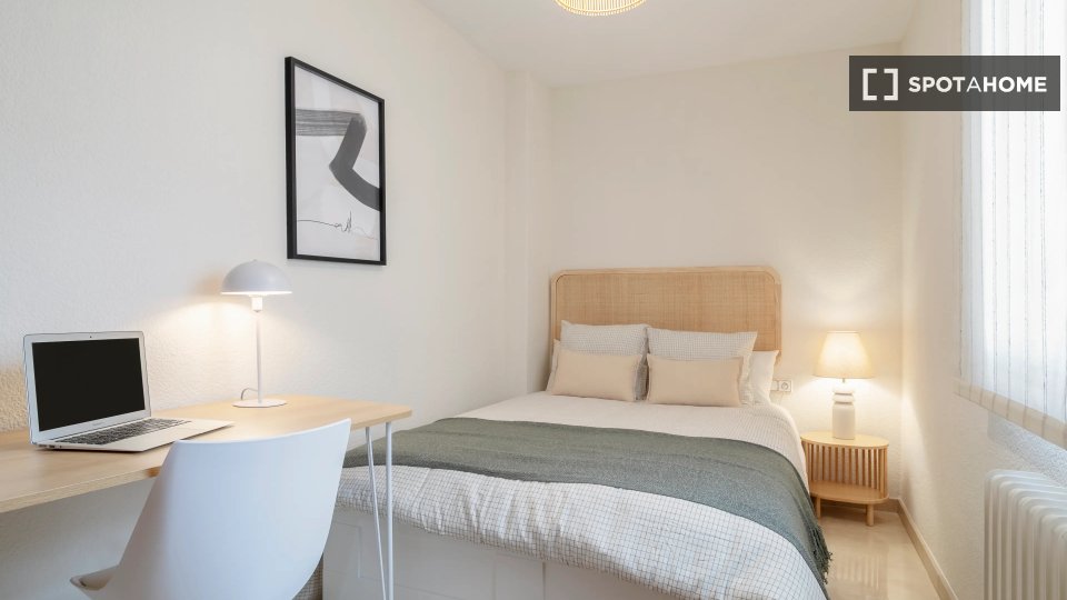 Double room Alicante, 6 beds — photo 7