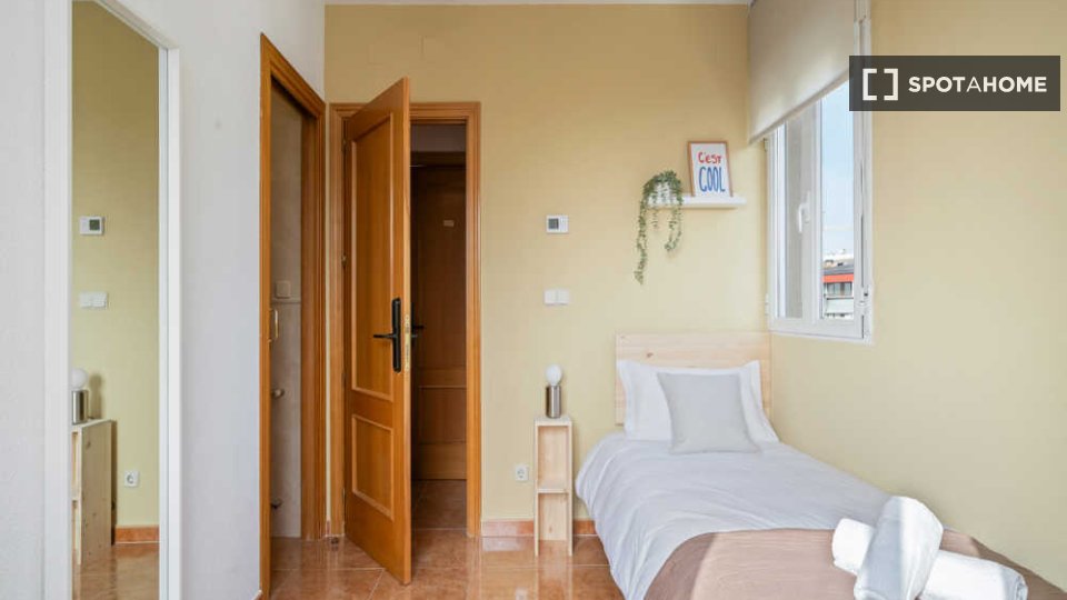 Chambre double Madrid, 34 chambres — photo 17