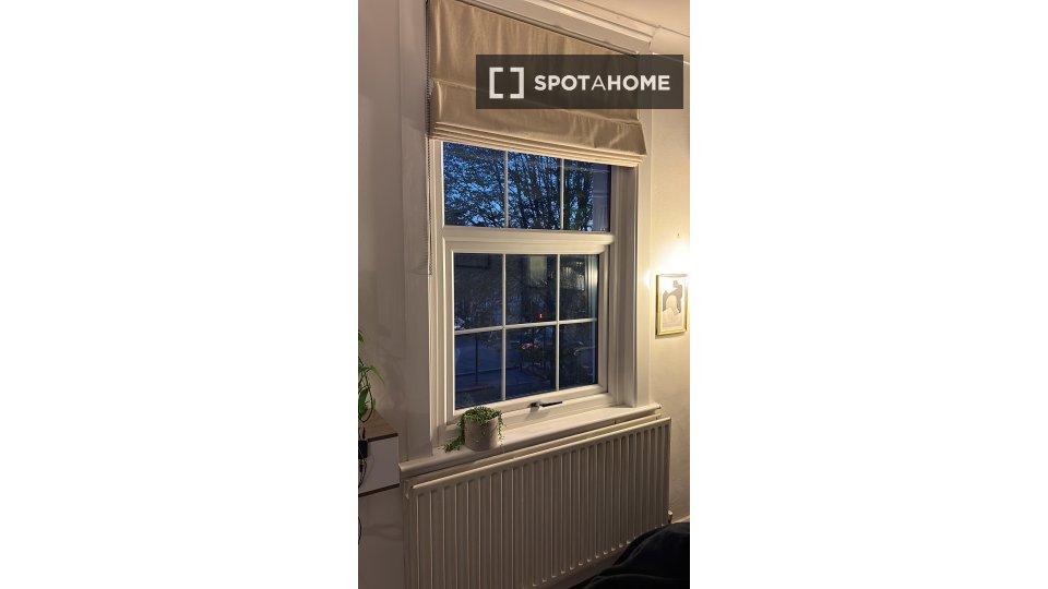 Double room London, 1 bed — photo 5