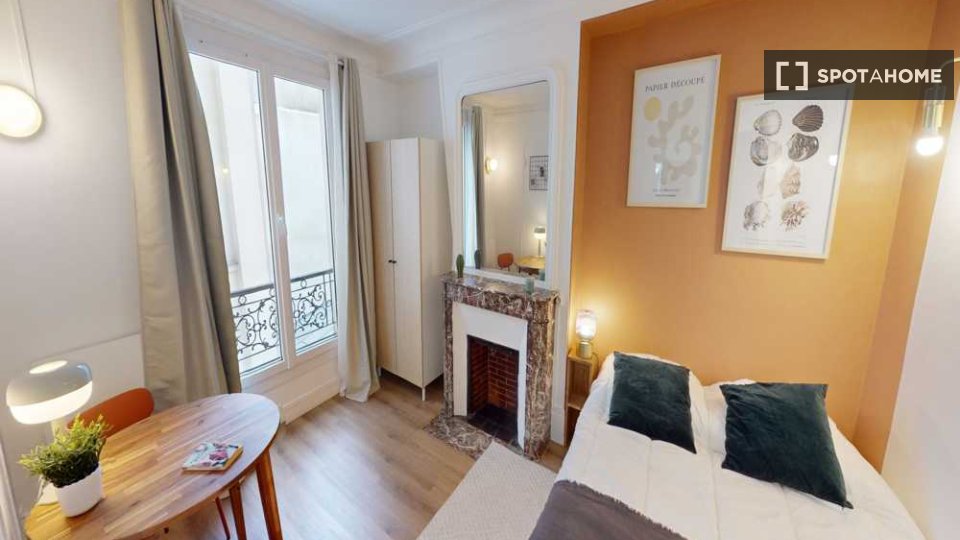 Double room Paris, 3 beds, 50m² — photo 7