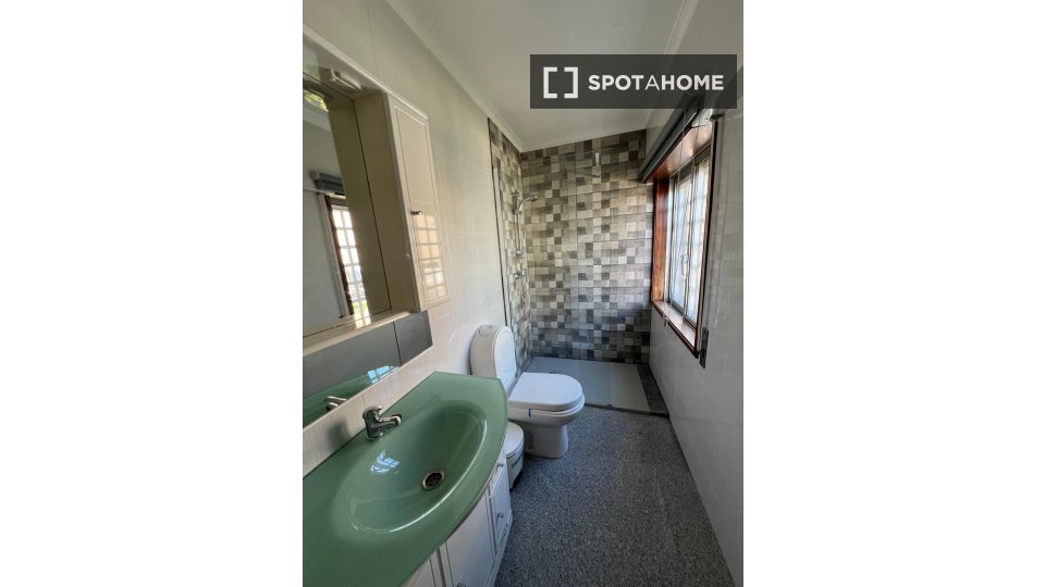 Double room Porto, 5 beds, 400m² — photo 15