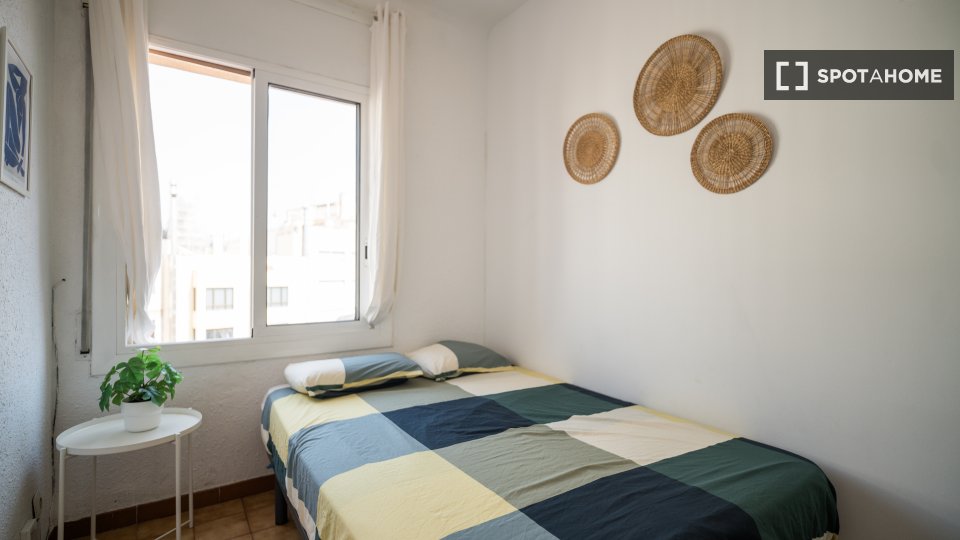 Double room Barcelona, 8 beds — photo 11