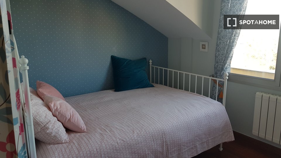 Apartment Santander, 3 beds, 228m² — photo 2