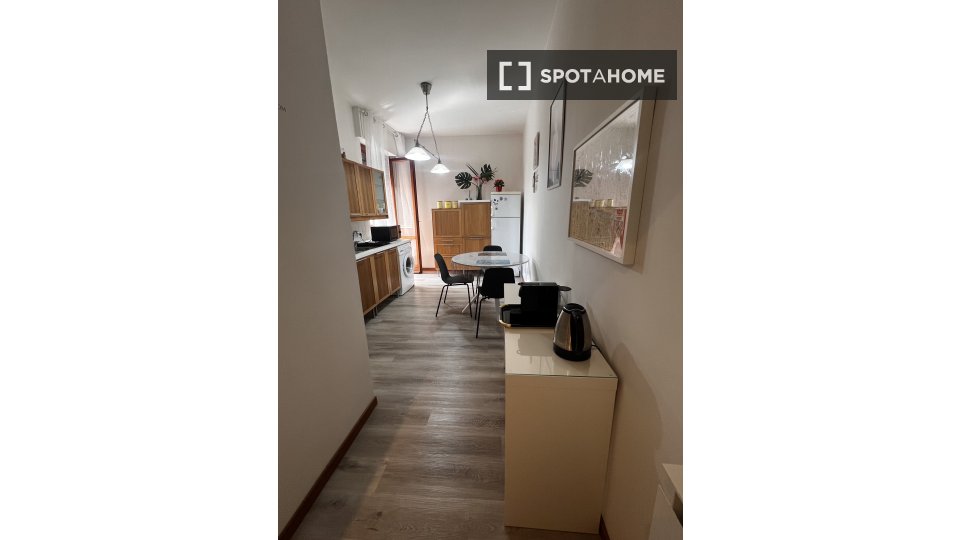 Double room Florence, 3 beds, 90m² — photo 33