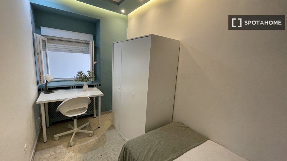 Double room Seville, 8 beds, 180m² — photo 32